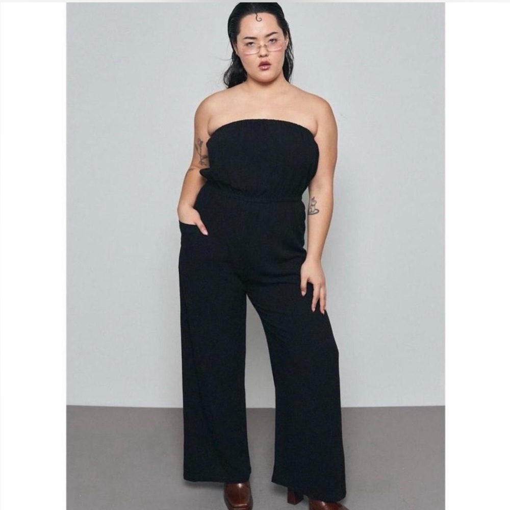 SMALL Fashion Brand Company Black Linen Strapless Jumpsuit